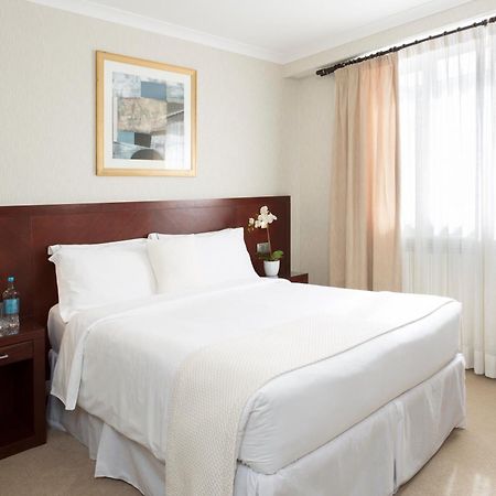 Hotel Savoy Ст. Хейлир Джерси Экстерьер фото